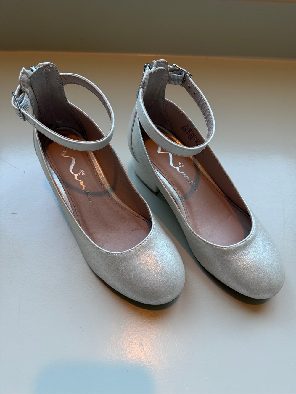 EUC Nina Sold Out Ankle-Strap Round Toe Pumps in Metallic